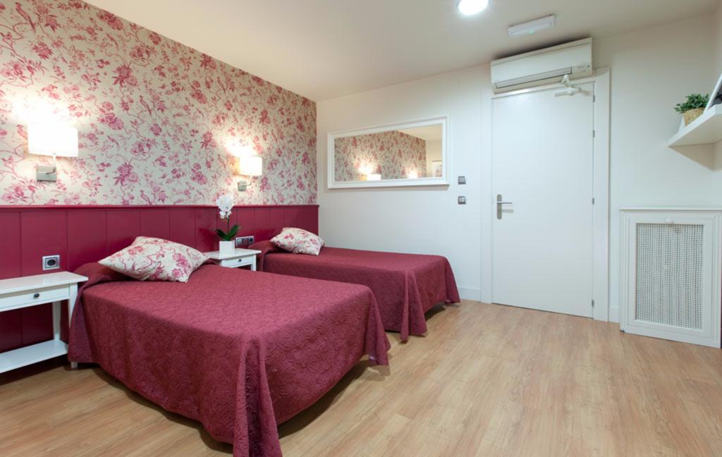 Hostal Matheu Madrid Cameră foto